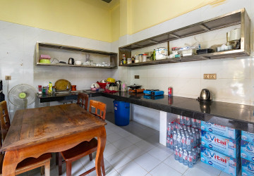 20 Bedroom Hotel and Restaurant Space For Rent - Slor Kram, Siem Reap thumbnail