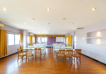 20 Bedroom Hotel and Restaurant Space For Rent - Slor Kram, Siem Reap thumbnail