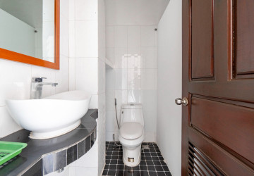 20 Bedroom Hotel and Restaurant Space For Rent - Slor Kram, Siem Reap thumbnail