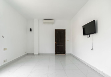 20 Bedroom Hotel For Rent - Slor Kram, Siem Reap thumbnail