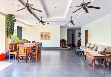 2 Bedroom Apartment For Rent - Svay Dangkum, Siem Reap thumbnail