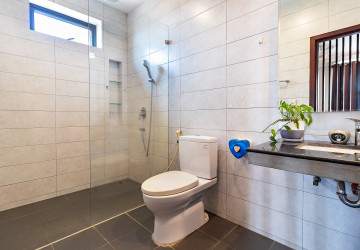 2 Bedroom Apartment For Rent - Svay Dangkum, Siem Reap thumbnail