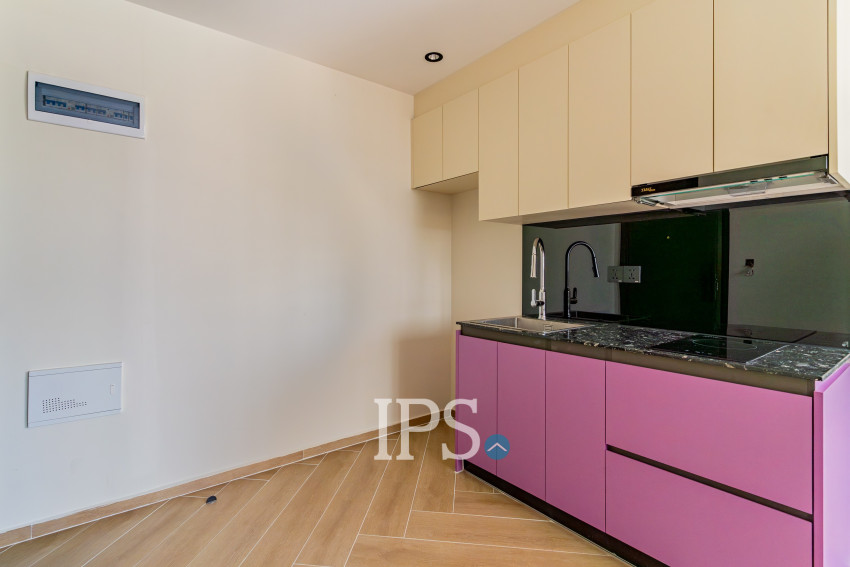 8th Floor 1 Bedroom Condo Type C5 For Sale - Time Square 306, BKK1, Phnom Penh