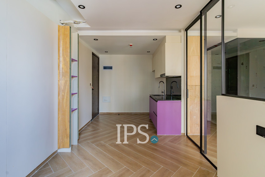 8th Floor 1 Bedroom Condo Type C5 For Sale - Time Square 306, BKK1, Phnom Penh