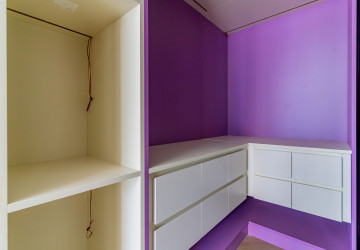 8th Floor 1 Bedroom Condo Type C5 For Sale - Time Square 306, BKK1, Phnom Penh thumbnail