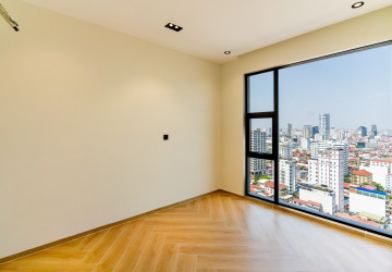 24th Floor 2 Bedroom Condo For Sale - Time Square 5, BKK1, Phnom Penh thumbnail
