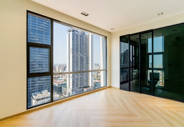 24th Floor 2 Bedroom Condo For Sale - Time Square 5, BKK1, Phnom Penh thumbnail