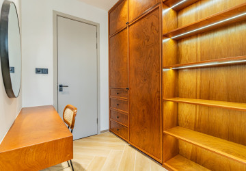 1 Bedroom Condo For Rent - Time Square 5, BKK1, Phnom Penh thumbnail