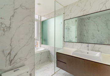 27th Floor 2 Bedroom Condo For Sale - J Tower 2, BKK1, Phnom Penh thumbnail