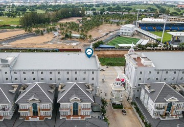 4 Bedroom Double Shophouse For Sale - Chrang Chamres 1, Phnom Penh thumbnail