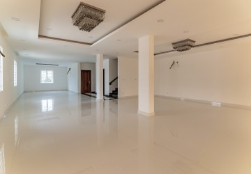 4 Bedroom Double Shophouse For Sale - Chrang Chamres 1, Phnom Penh thumbnail