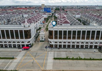 4 Bedroom Double Shophouse For Sale - Chrang Chamres 1, Phnom Penh thumbnail