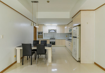 4 Bedroom Condo For Rent - De Castle Noblesse, Beoung Kak 1, Phnom Penh thumbnail