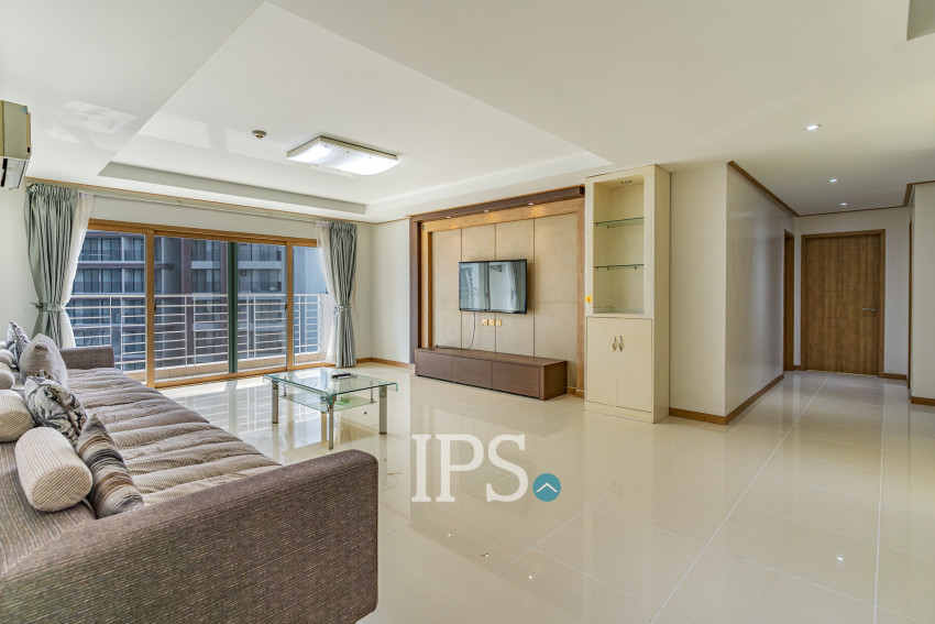4 Bedroom Condo For Rent - De Castle Noblesse, Beoung Kak 1, Phnom Penh