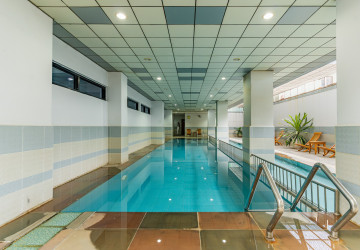 4 Bedroom Condo For Rent - De Castle Noblesse, Beoung Kak 1, Phnom Penh thumbnail