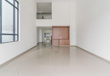 4 Bedroom Corner Shophouse For Rent - Borey Chip Mong 271, Khan Meanchey, Phnom Penh thumbnail