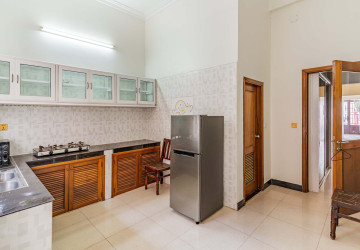 2 Bedroom Apartment For Rent - Toul Tum Poung 1, Phnom Penh thumbnail