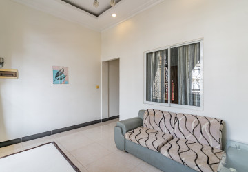 2 Bedroom Apartment For Rent - Toul Tum Poung 1, Phnom Penh thumbnail