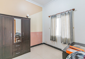 2 Bedroom Apartment For Rent - Toul Tum Poung 1, Phnom Penh thumbnail