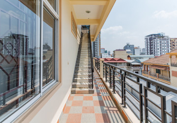 2 Bedroom Apartment For Rent - Toul Tum Poung 1, Phnom Penh thumbnail