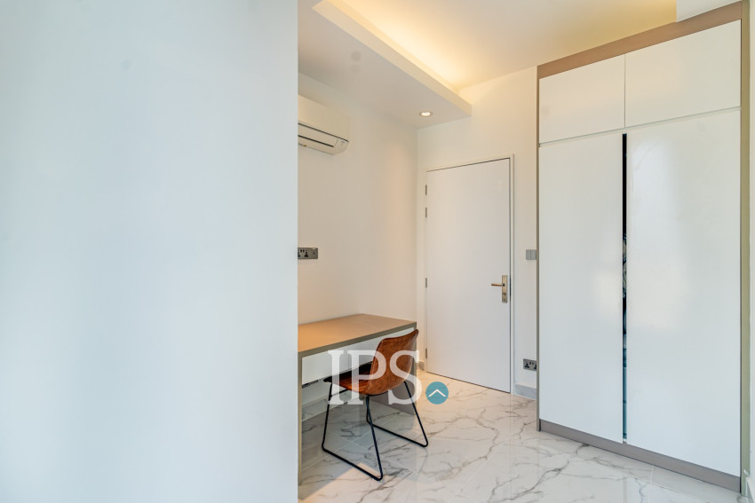 2 Bedroom Condo For Rent - J Tower 2, BKK1, Phnom Penh