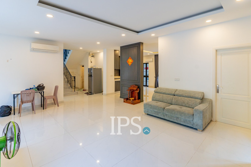 6 Bedroom Queen II Villa For Sale - Chip Mong Grand Phnom Penh, Khmounh, Phnom Penh