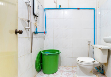 22 Bedroom Guesthouse For Rent - Sala Kamreuk, Siem Reap thumbnail