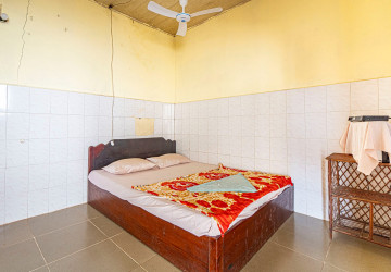 22 Bedroom Guesthouse For Rent - Sala Kamreuk, Siem Reap thumbnail