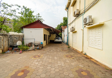 22 Bedroom Guesthouse For Rent - Sala Kamreuk, Siem Reap thumbnail