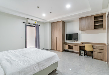 3 Bedroom Serviced Apartment For Rent - Chroy Changvar, Phnom Penh thumbnail