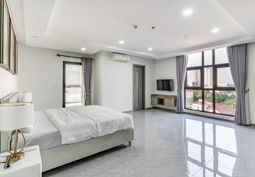 3 Bedroom Serviced Apartment For Rent - Chroy Changvar, Phnom Penh thumbnail
