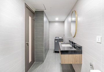 2 Bedroom Serviced Apartment For Rent - Chroy Changvar, Phnom Penh thumbnail