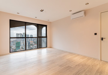 37th Floor 4 Bedroom Duplex Condo For Sale – Time Square 7, Toul Kork, Phnom Penh photo 6