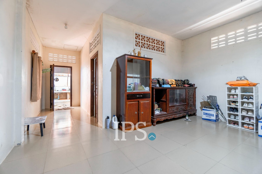 1 Bedroom House For Sale - Kouk Chak, Siem Reap