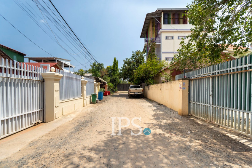 1 Bedroom House For Sale - Kouk Chak, Siem Reap