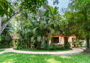 Boutique Hotel For Sale - Svay Dangkum, Siem Reap thumbnail