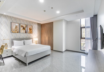 2 Bedroom Serviced Apartment For Rent - Chroy Changvar, Phnom Penh thumbnail
