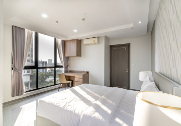 2 Bedroom Serviced Apartment For Rent - Chroy Changvar, Phnom Penh thumbnail
