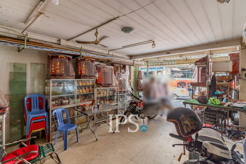 3 Bedroom Shophouse For Sale - Boeung Kak 1, Phnom Penh