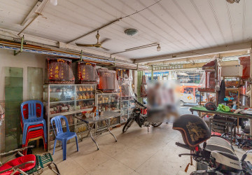 3 Bedroom Shophouse For Sale - Boeung Kak 1, Phnom Penh thumbnail