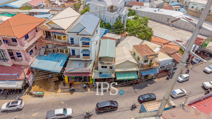 3 Bedroom Shophouse For Sale - Boeung Kak 1, Phnom Penh