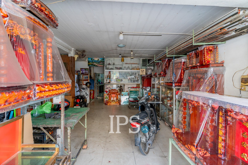 3 Bedroom Shophouse For Sale - Boeung Kak 1, Phnom Penh