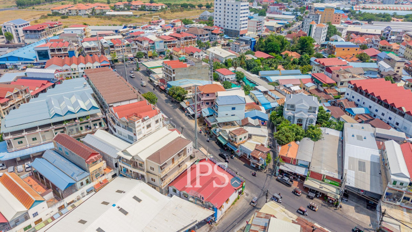 3 Bedroom Shophouse For Sale - Boeung Kak 1, Phnom Penh