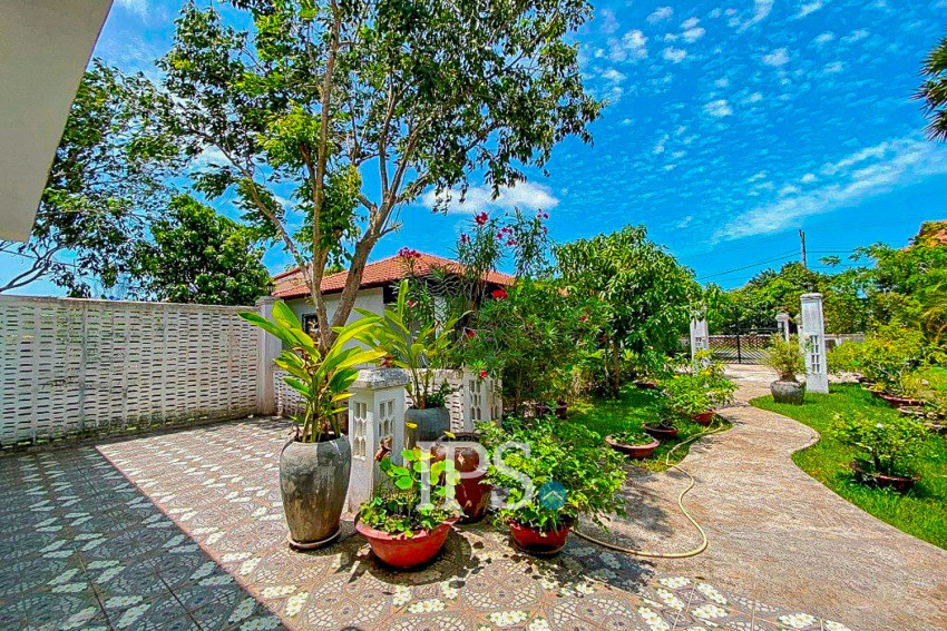 6 Bedroom Villa For Sale - Kep, Kep Province