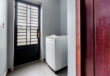 1 Bedroom Apartment For Rent - Sala Kamreuk, Siem Reap thumbnail