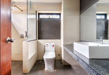 1 Bedroom Apartment For Rent - Sala Kamreuk, Siem Reap thumbnail