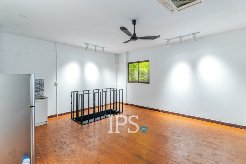 53 Sqm Retail Space For Rent - Chey Chumneah, Phnom Penh