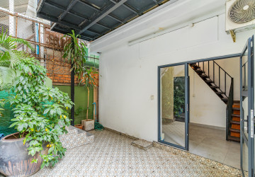 53 Sqm Retail Space For Rent - Chey Chumneah, Phnom Penh thumbnail