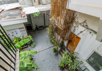 53 Sqm Retail Space For Rent - Chey Chumneah, Phnom Penh thumbnail
