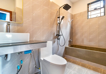 2 Bedroom House For Rent - Sala Kamreuk, Siem Reap thumbnail